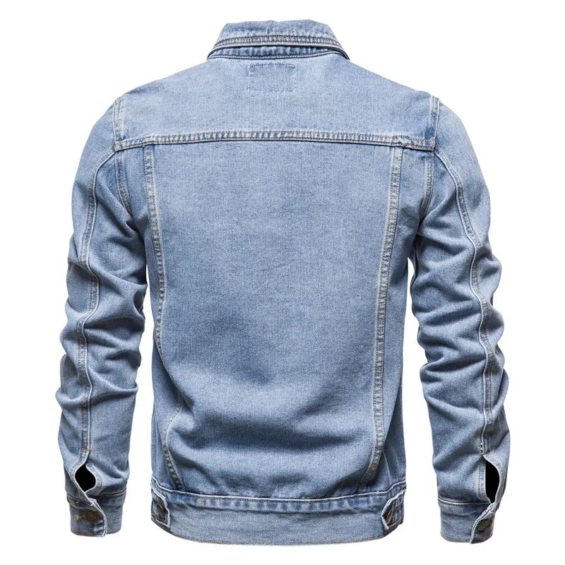 Klassische Jeansjacke – Zeitloser Denim-Style